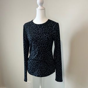 No boundaries long sleeve cheetah print Large 11-13